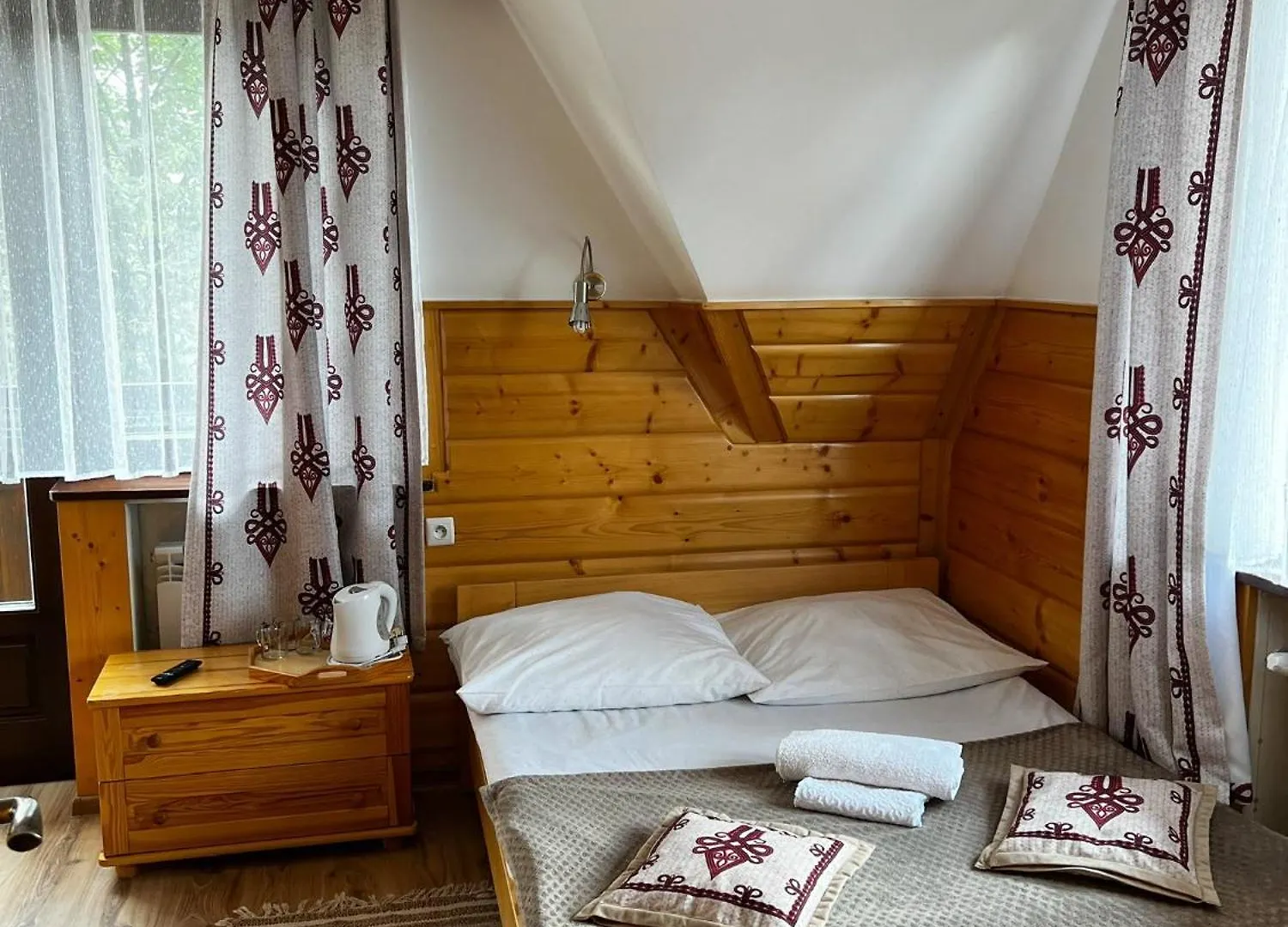 Pokoje Goscinne U Iwony Zakopane Homestay
